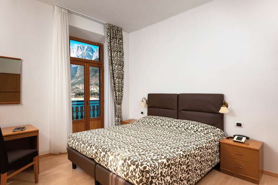 Ein Foto Grand Hotel Molveno