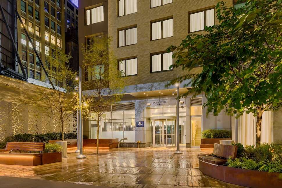 Ein Foto DoubleTree by Hilton New York Times Square South