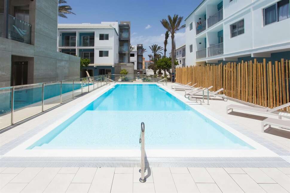 Ein Foto vom Pool im Bristol Sunset Beach