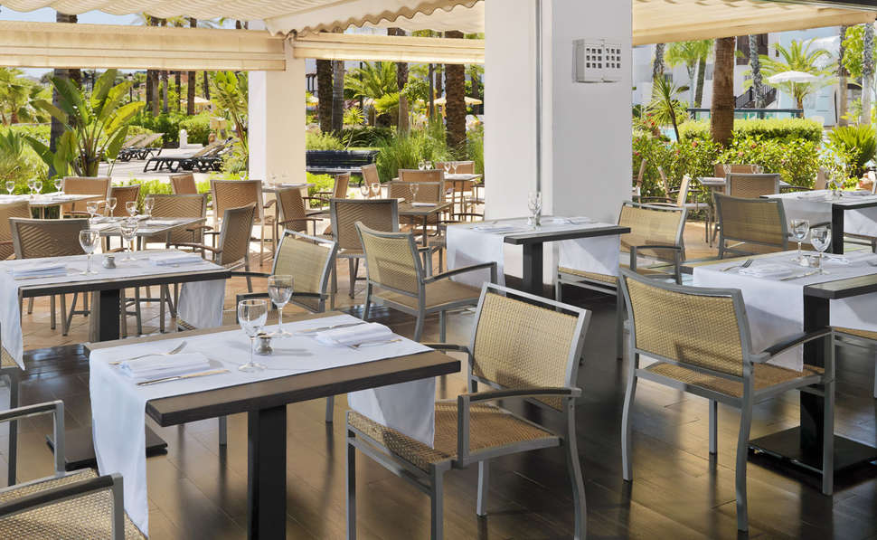 Ein Foto vom Innenbereich im H10 Estepona Palace