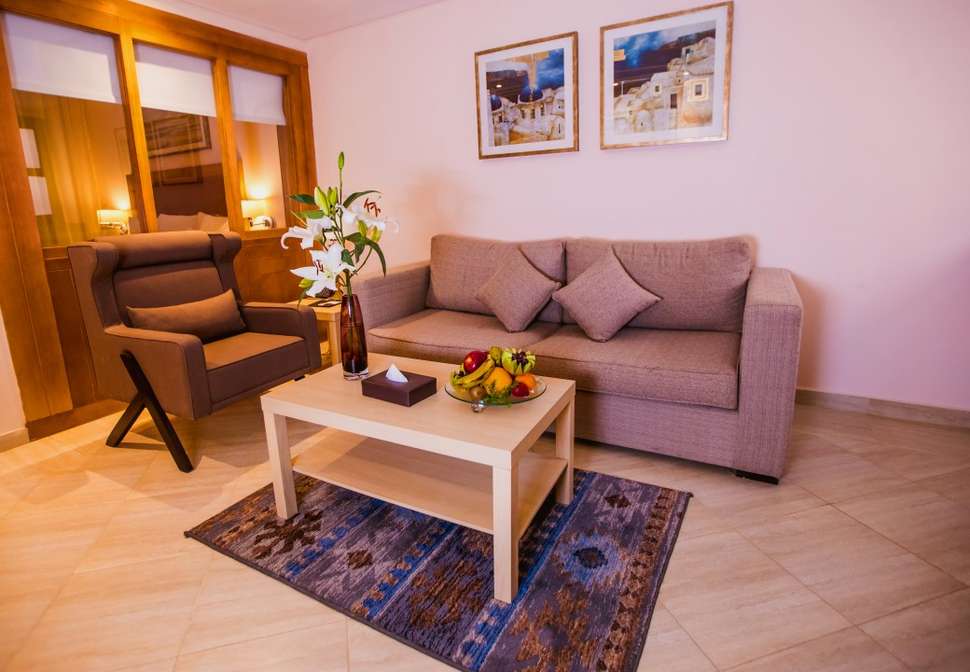 Ein Foto Sky View Suites Hotel