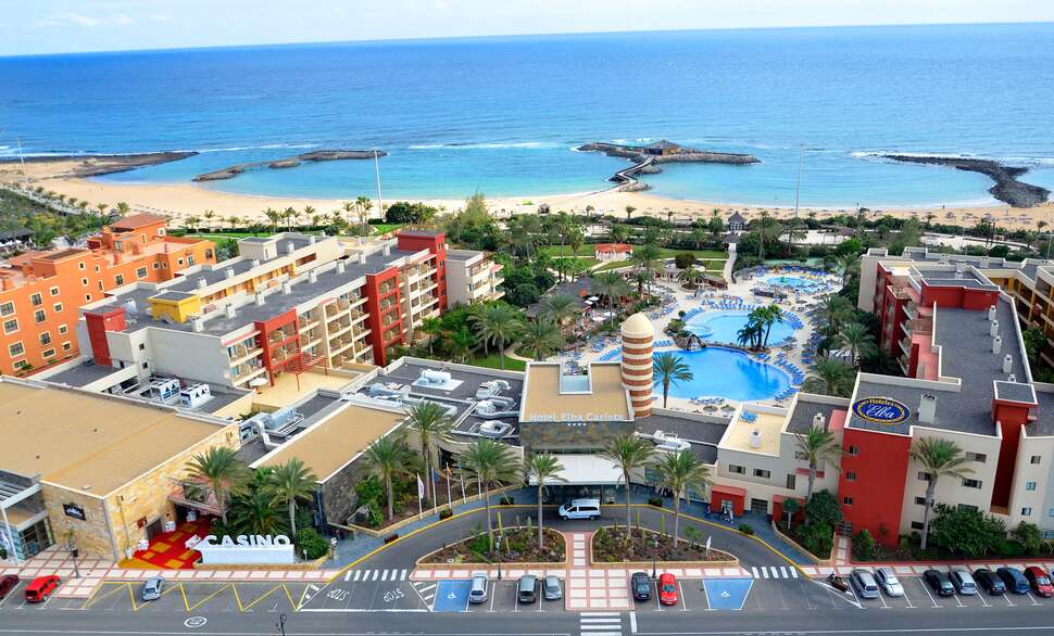 Ein Foto von der Außenansicht des Elba Carlota Beach & Golf Resort