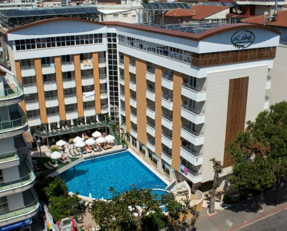 Een foto van een overzicht van Alaiye Kleopatra Hotel