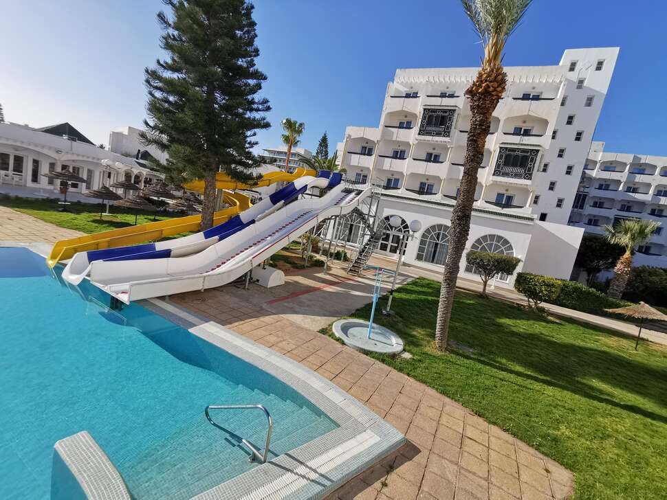 Een foto van Hotel Jinene Beach