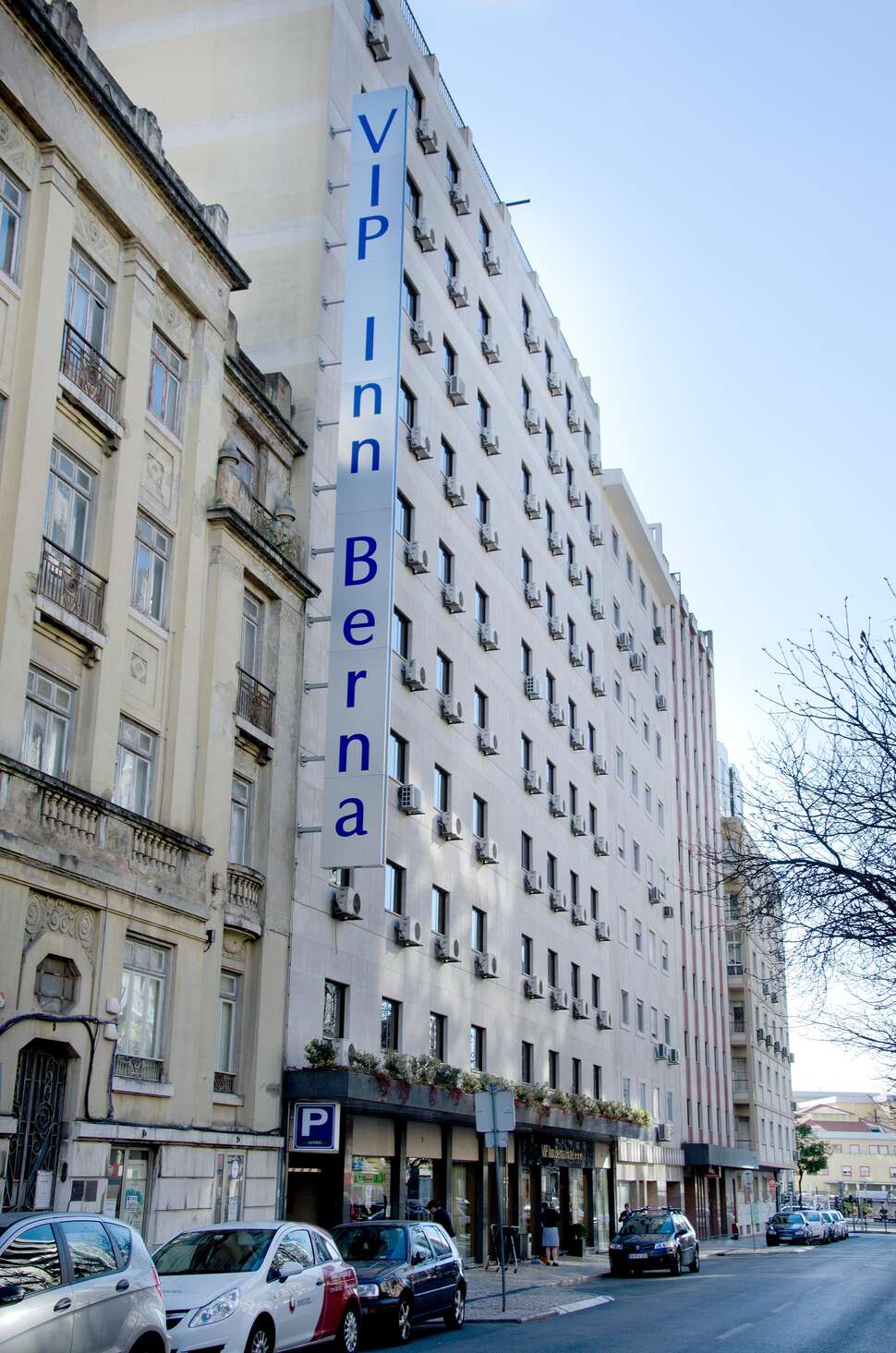 Een foto van de buitenkant van VIP Inn Berna