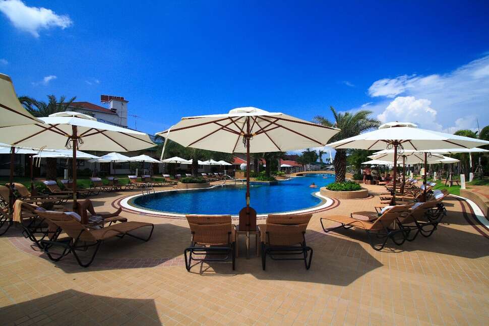 Een foto van het zwembad bij Thai Garden Resort