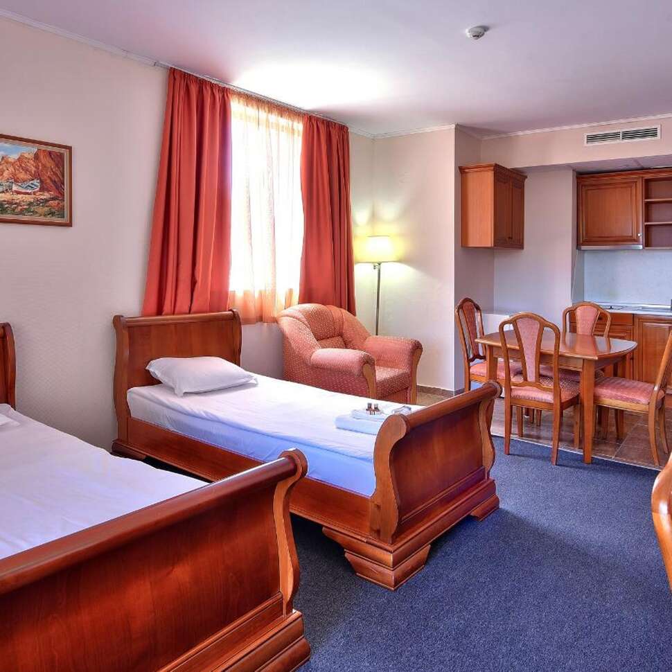 Een foto van Estreya Palace & Residence