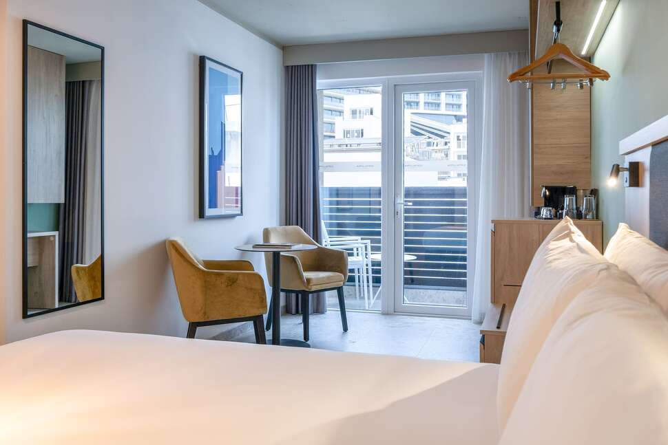 Ein Foto Hotel Scirocco St. Julian's Affiliated by Melia