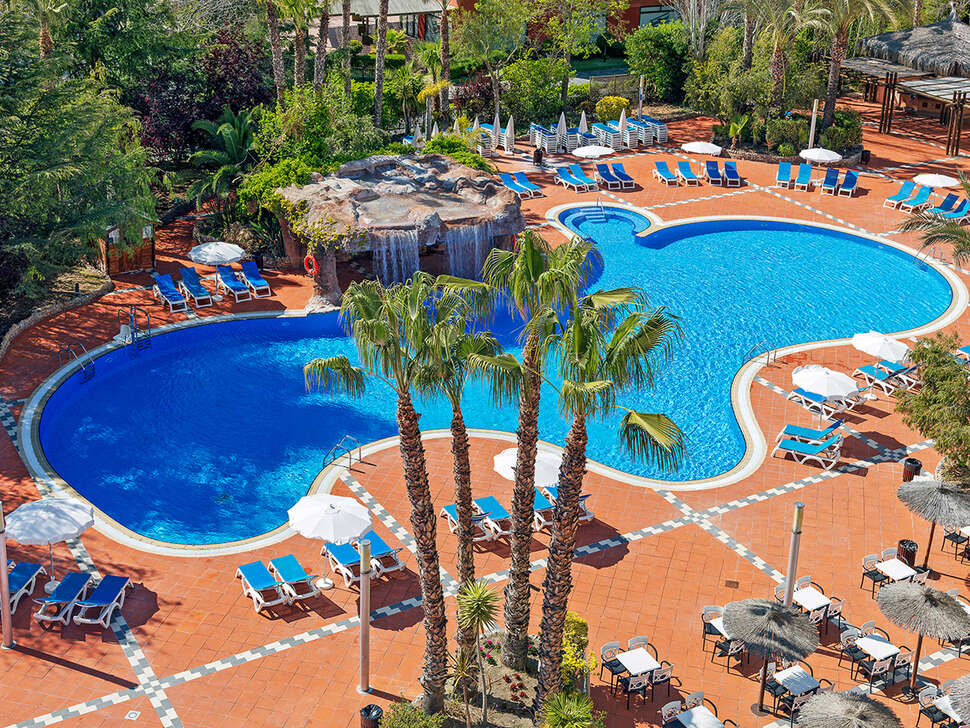 Ein Foto vom Pool im H10 Salauris Palace