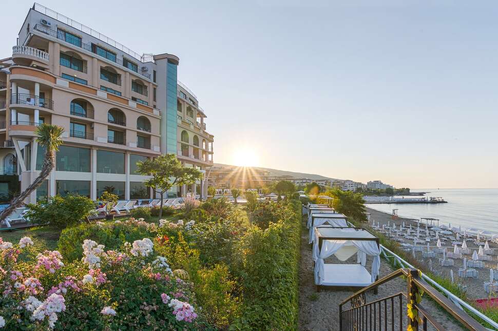 Een foto van Grand Hotel Sveti Vlas