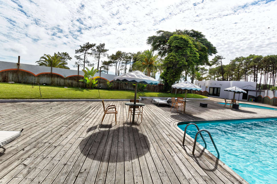 Ein Foto vom Pool im Vale da Telha Hotel