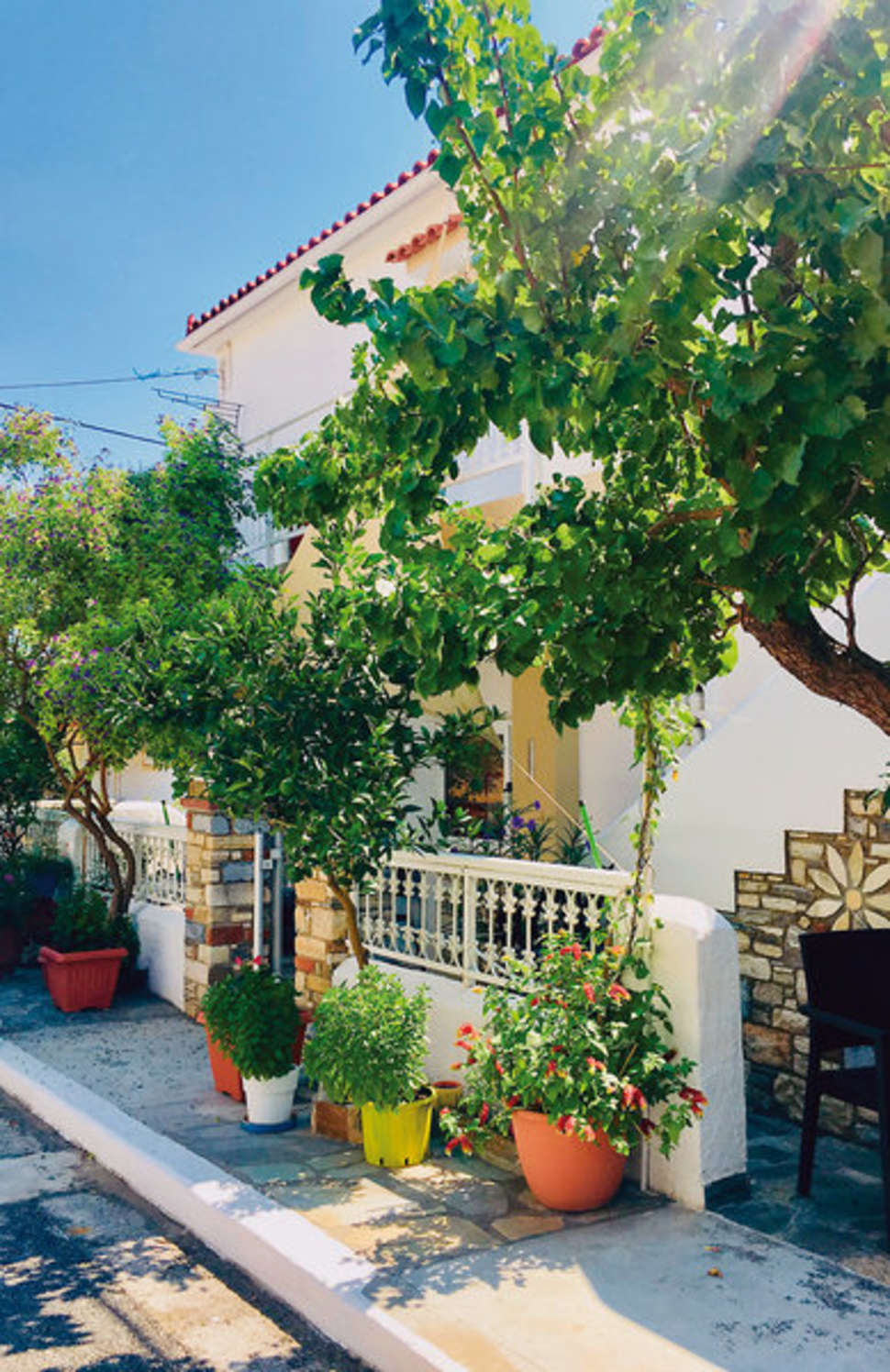Ein Foto Leonidas Apartments