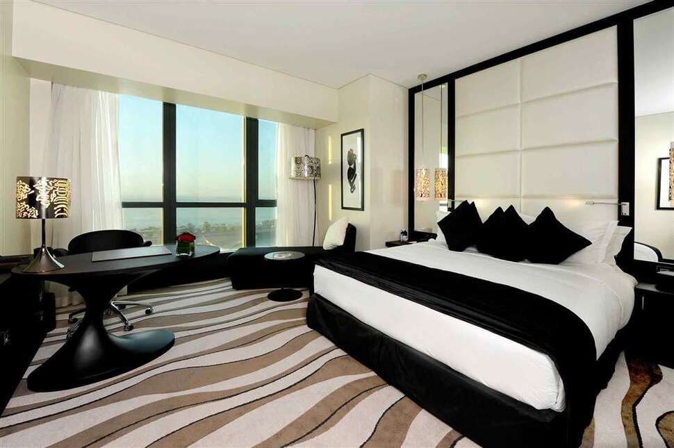 Ein Foto Sofitel Abu Dhabi Corniche