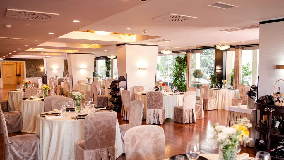 Ein Foto Tirana International Hotel & Conference Centre