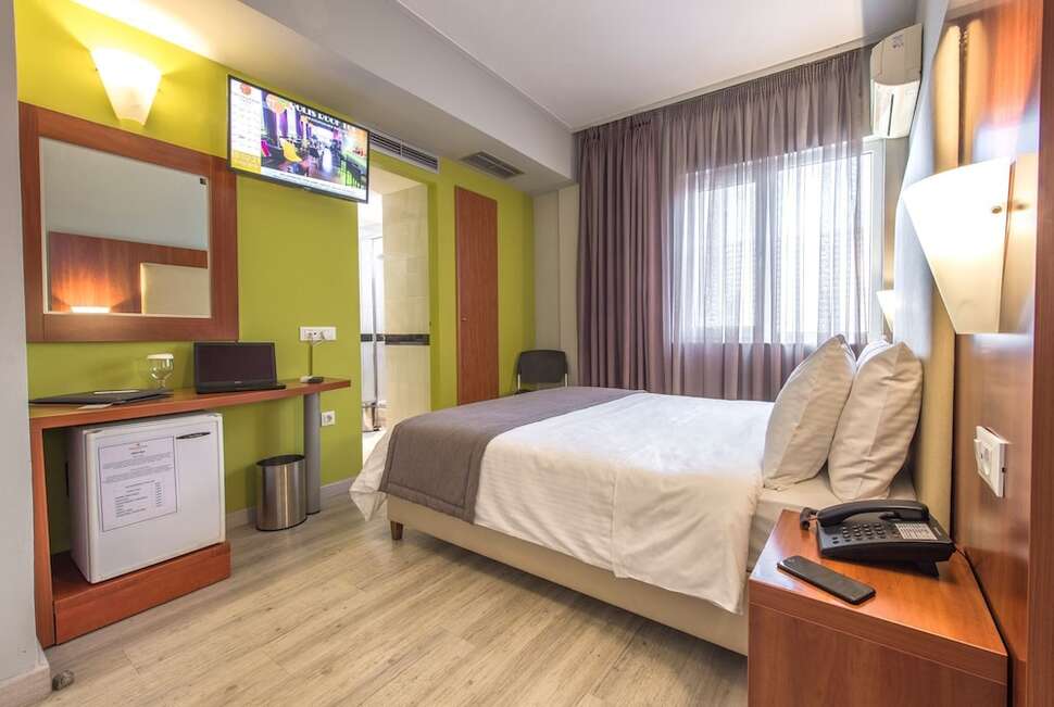 Een foto van Polis Grand Hotel