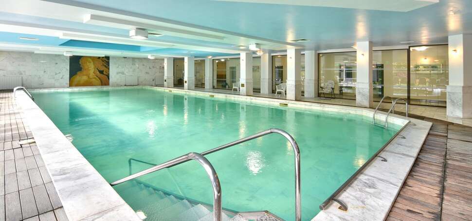 Een foto van Estreya Palace & Residence