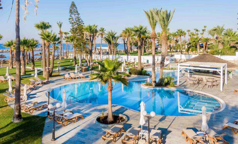 Ein Foto The Golden Bay Beach Hotel