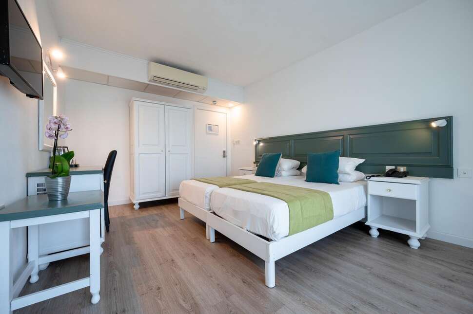 Een foto van Gillieru Harbour Hotel