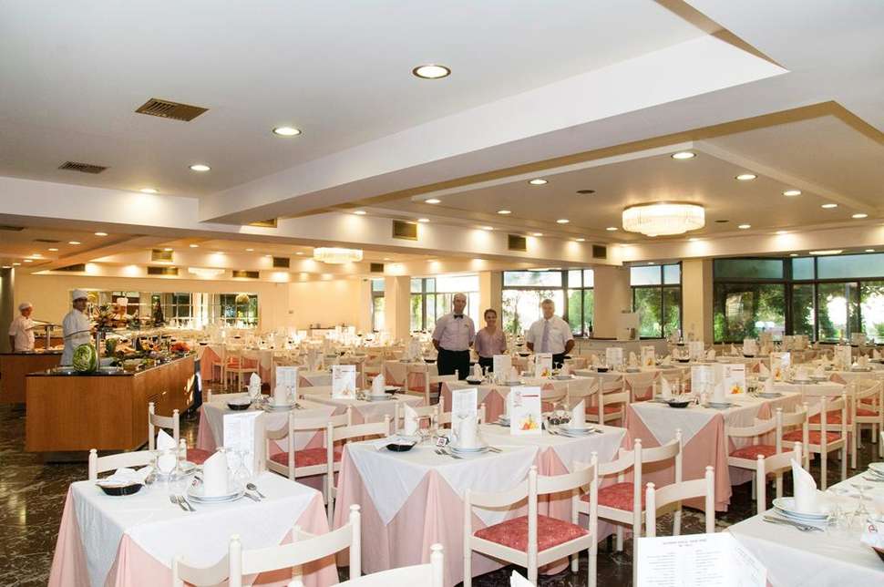 Een foto van de faciliteiten bij Mediterranee Hotel