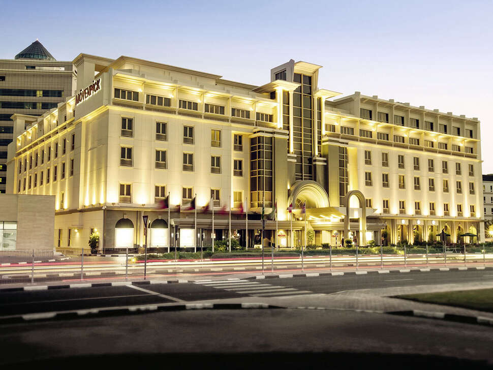 Ein Foto Mövenpick Hotel & Apartments Bur Dubai
