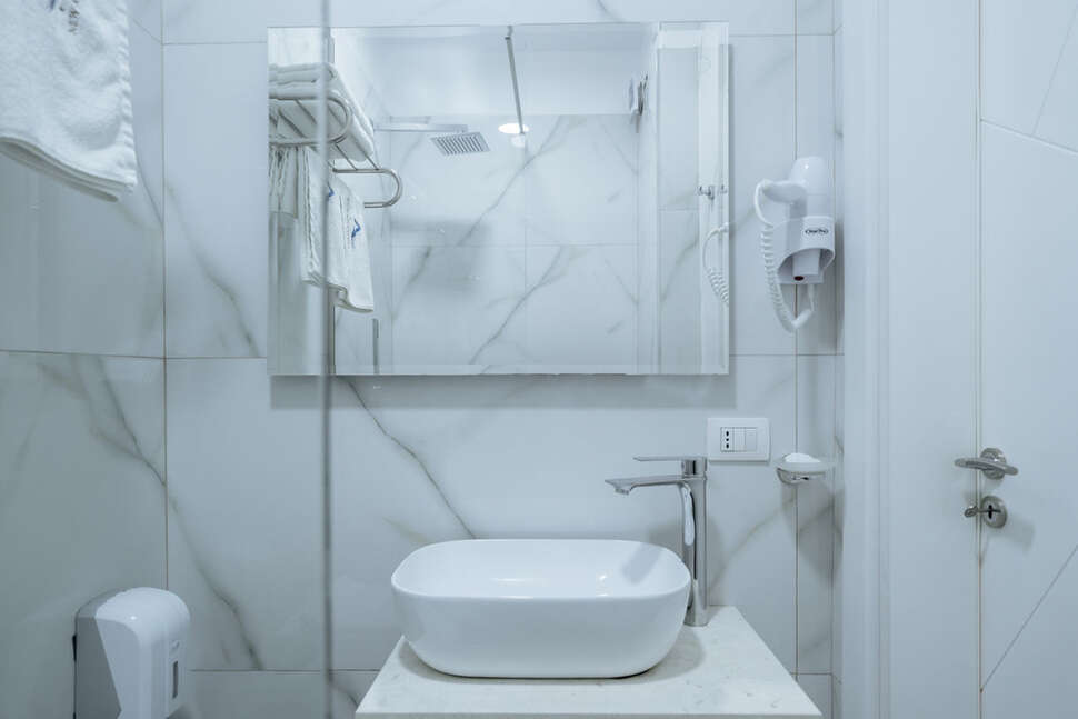 Een foto van New Akileda Hotel