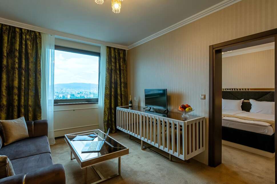 Een foto van Astoria Grand Hotel