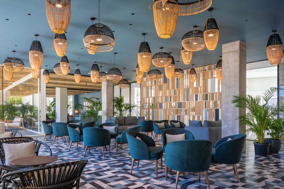 Een foto van het interieur van Atzavara Hotel & Spa