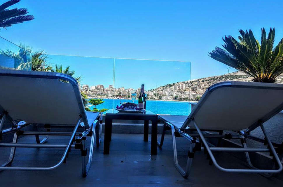 Ein Foto Demi Hotel