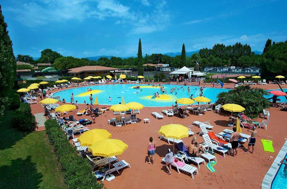 Een foto van het zwembad bij Camping Village San Francesco