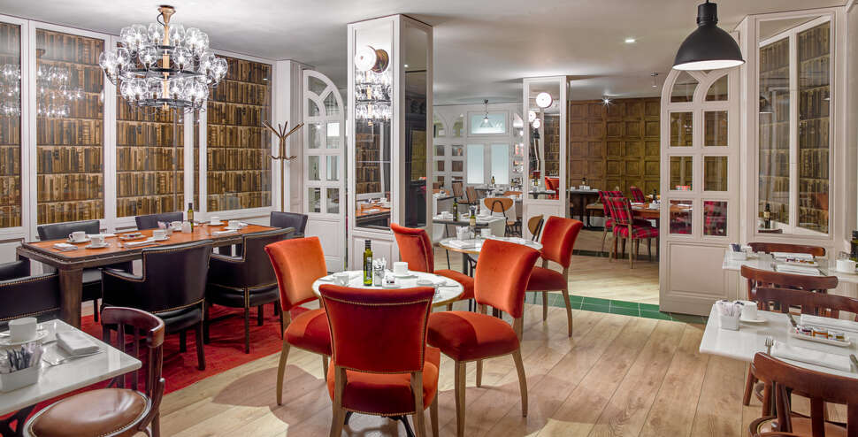 Ein Foto vom Innenbereich im H10 Montcada Boutique Hotel