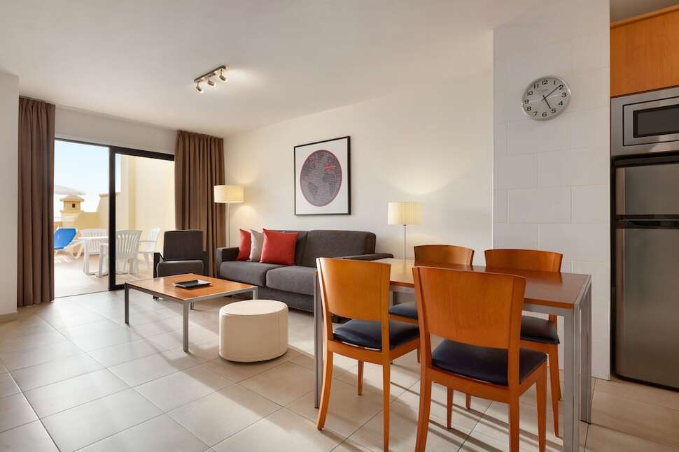 Ein Foto Ramada Residences by Wyndham Costa Adeje