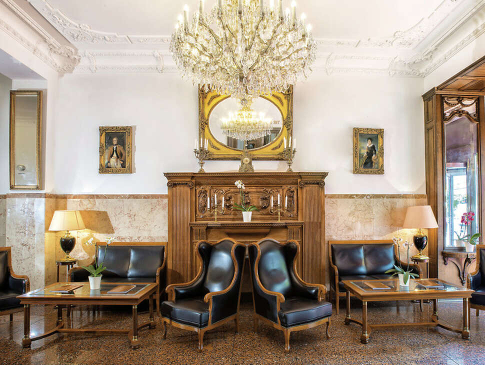 Een foto van het interieur van Leonardo Hotel Berlin Kurfürstendamm