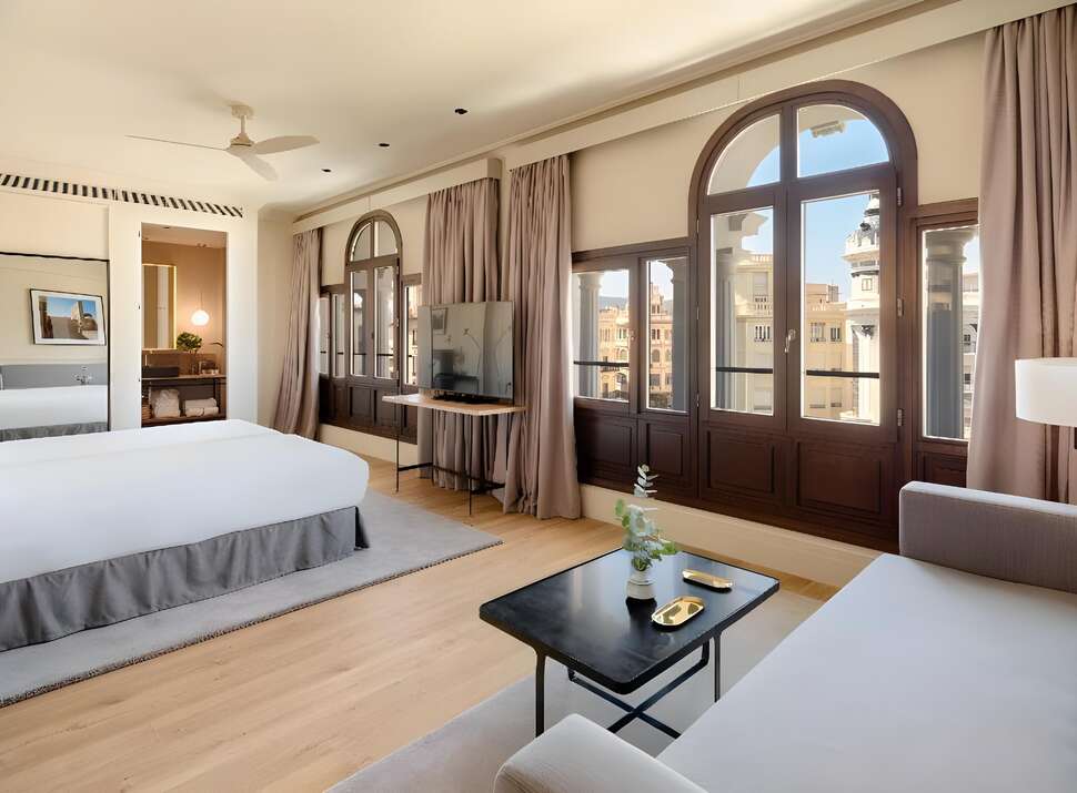 Ein Foto H10 Palacio de Colomera