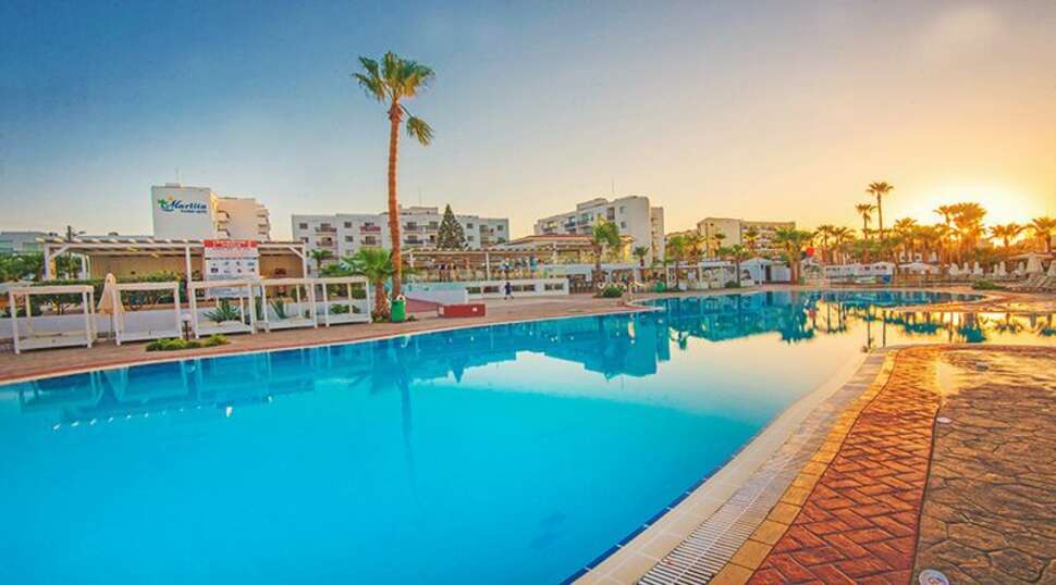 Ein Foto Marlita Beach Hotel Apartments