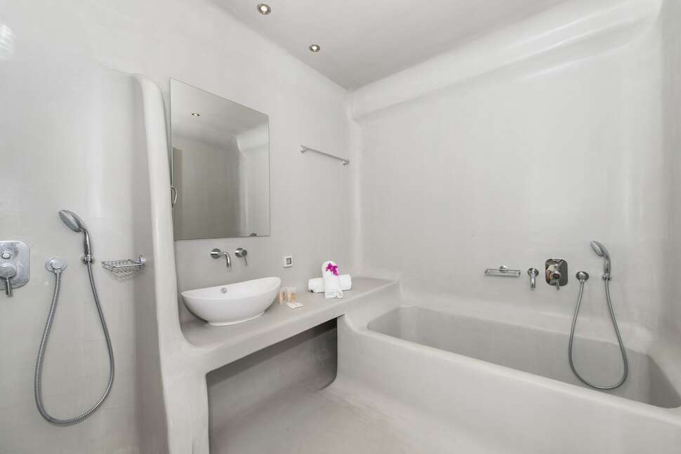 Een foto van Blue Waves Hotel