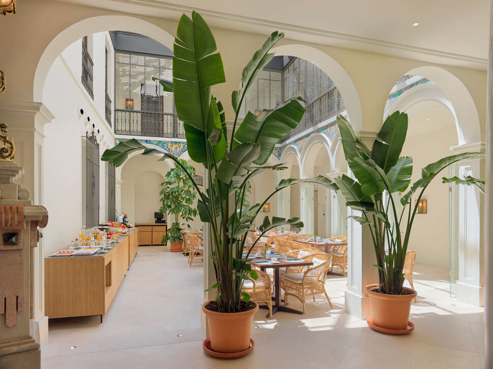 Ein Foto H10 Palacio de Colomera