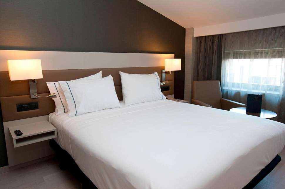 Een foto van een overzicht van SH Colon Hotel