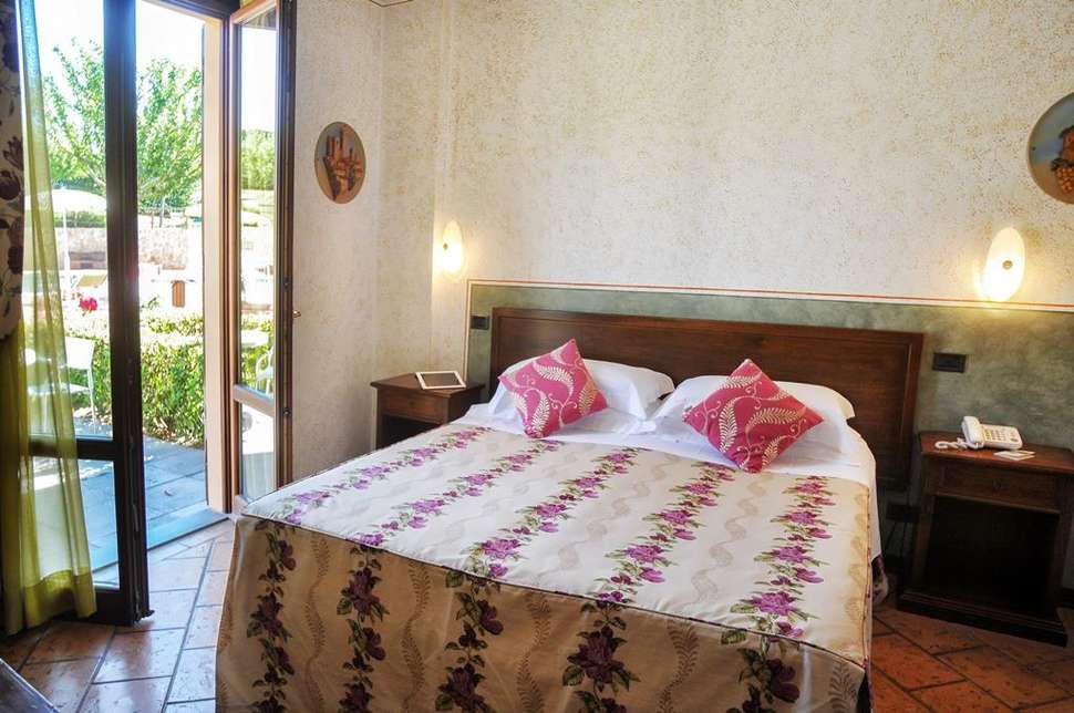 Ein Foto Hotel Sovestro