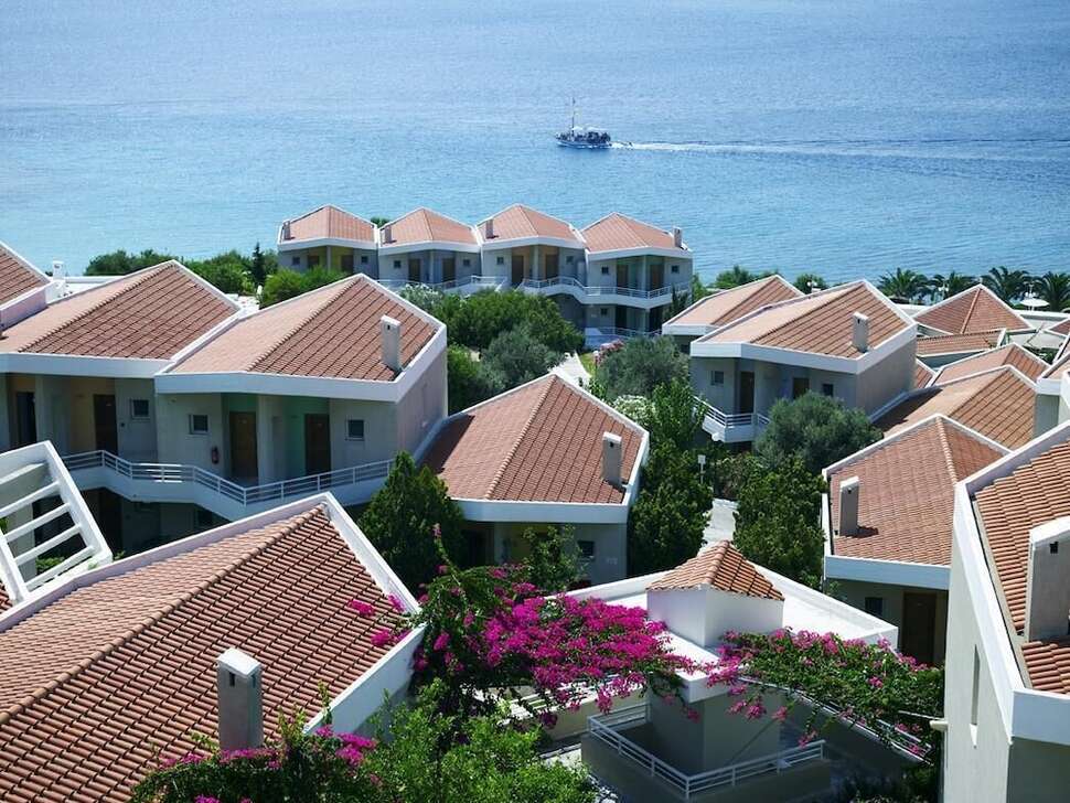 Een foto van de buitenkant van Proteas Blu Resort