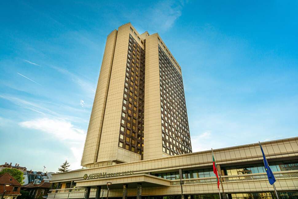 Een foto van Astoria Grand Hotel