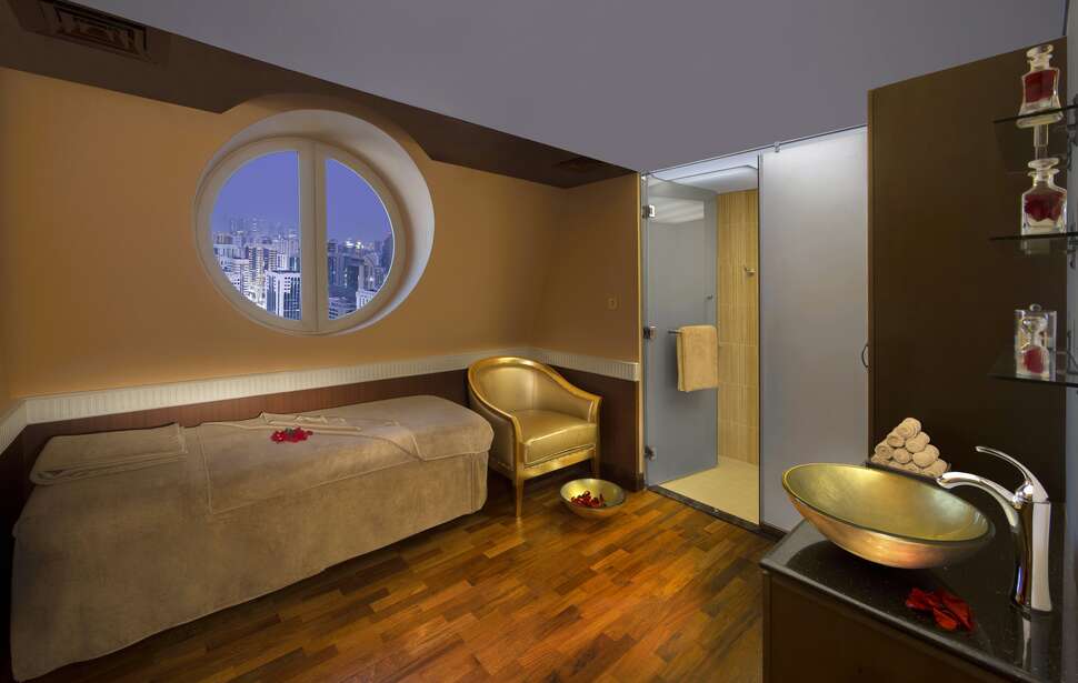 Ein Foto Royal Rose Abu Dhabi Curio Collection by Hilton