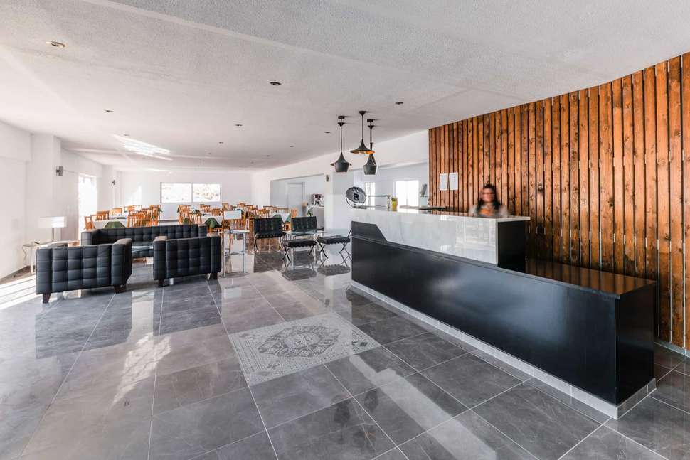 Een foto van de faciliteiten bij Belmare Hotel