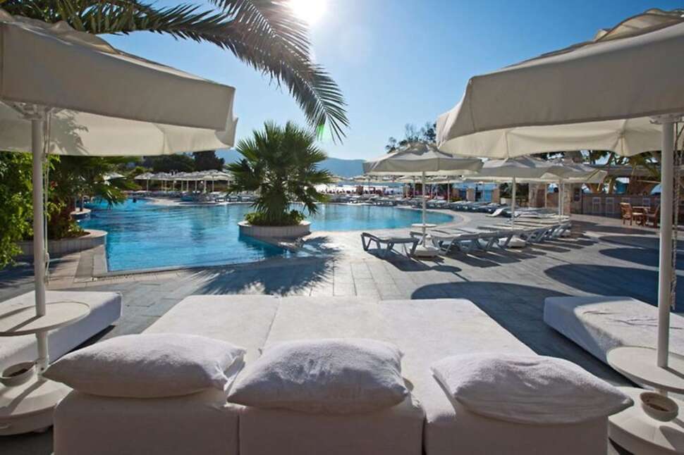 Een foto van het zwembad bij Salmakis Resort & Spa