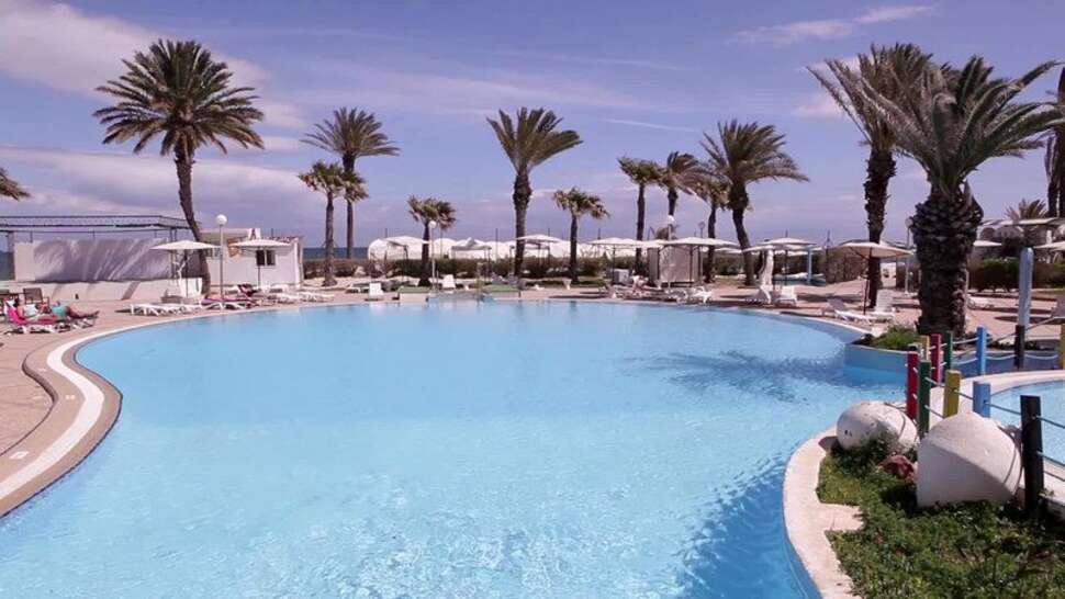 Een foto van El Mouradi Skanes Beach