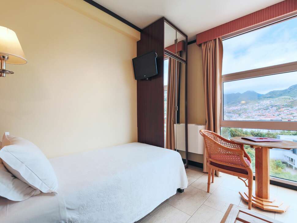 Een foto van Dom Pedro Madeira