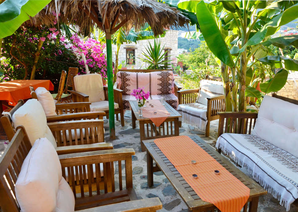 Ein Foto von der Terrasse im Stone Village Petrino Horio