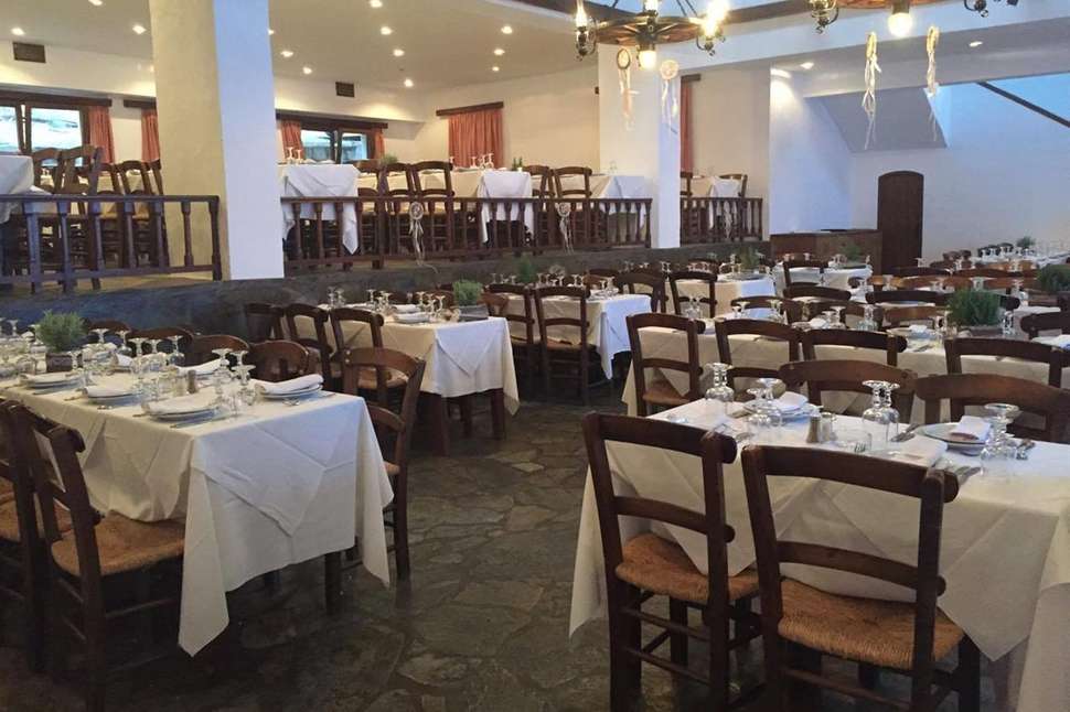 Een foto van de faciliteiten bij Hotel Arolithos Village