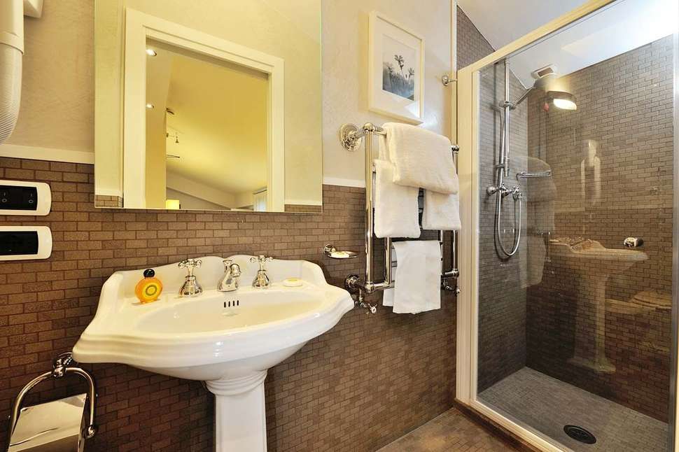Ein Foto Hotel Roma Florence