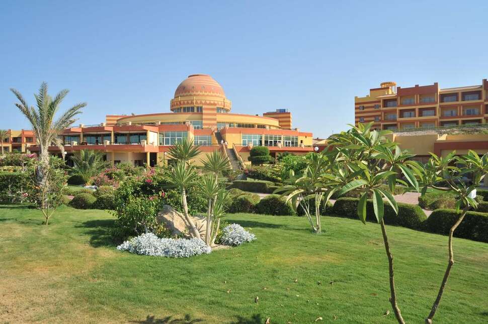 Een foto van de buitenkant van Malikia Resort Abu Dabbab