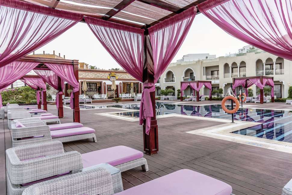 Een foto van Sunrise Arabian Beach Resort